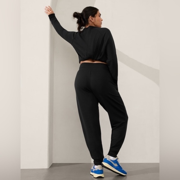NWT Athleta Coaster Luxe Black Jogger Size 2X - Picture 2 of 10